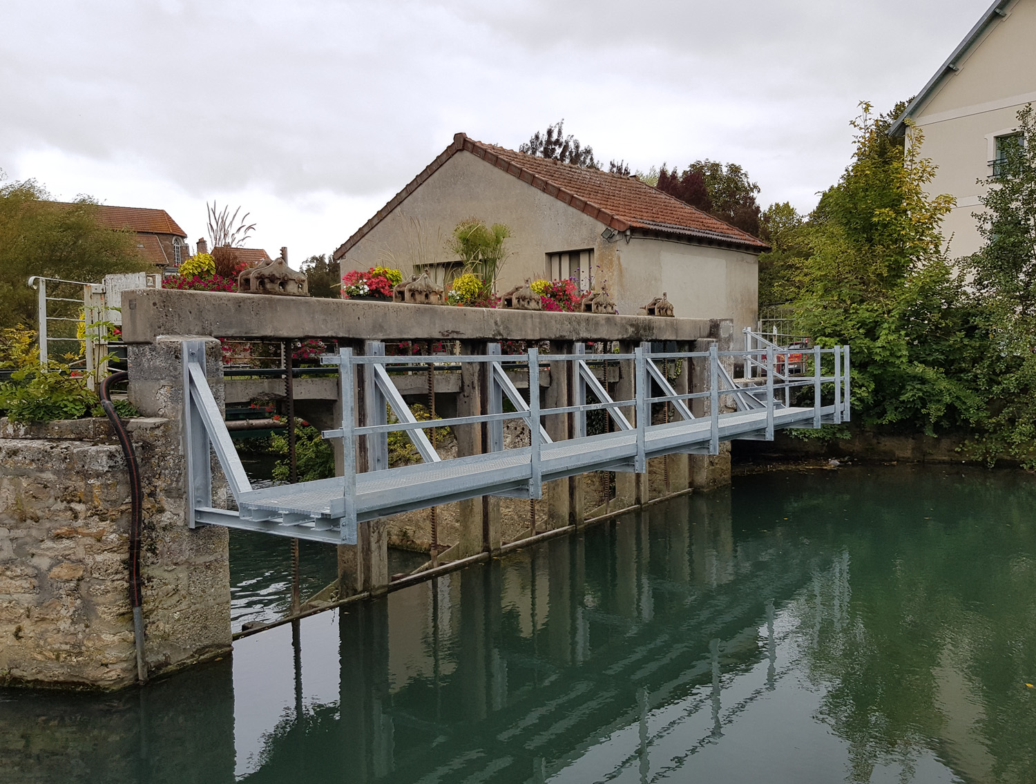 Passerelle aluminium