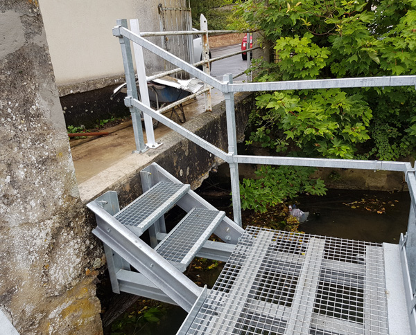 Passerelle aluminium